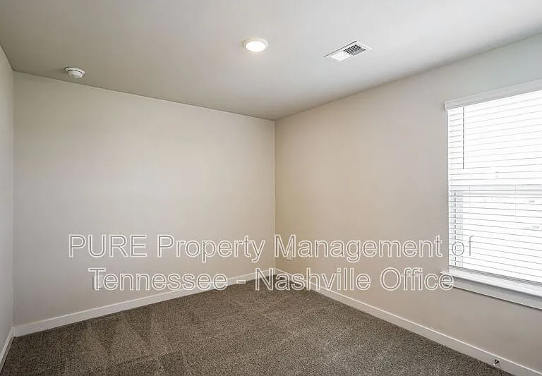 3889 Northbrook Dr — Photo 20