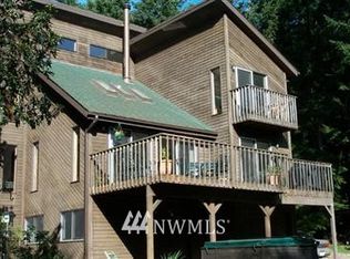 913 126th St NW, Gig Harbor, WA 98332