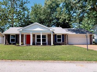 1013 Five Forks Dr, Belleville, IL 62221