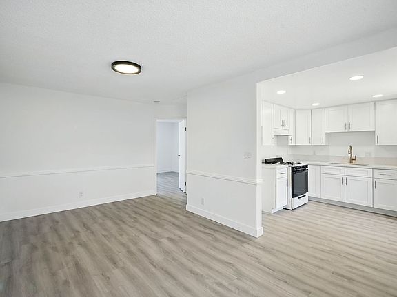 3rd image of 6448 Troost Ave APT 6