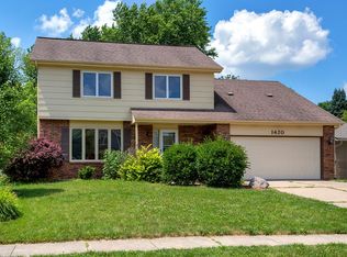 1420 NW 90th Ct, Clive, IA 50325