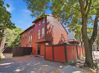 164 Pearl St #164, Cambridge, MA 02139