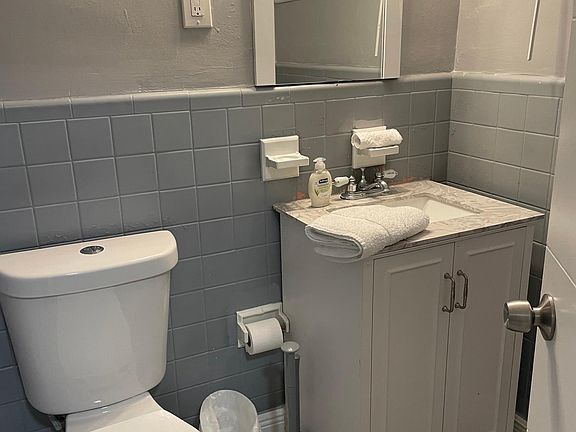 5th image of 729 Coontie Ct APT 3
