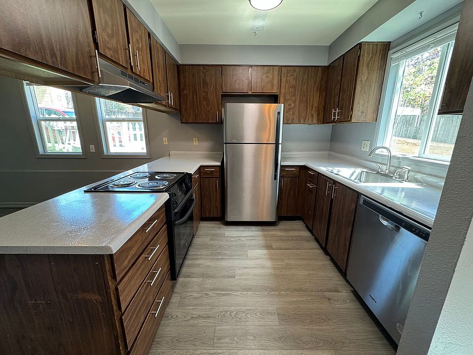 1st image of 7831-7837 SW 34th Ave #7831