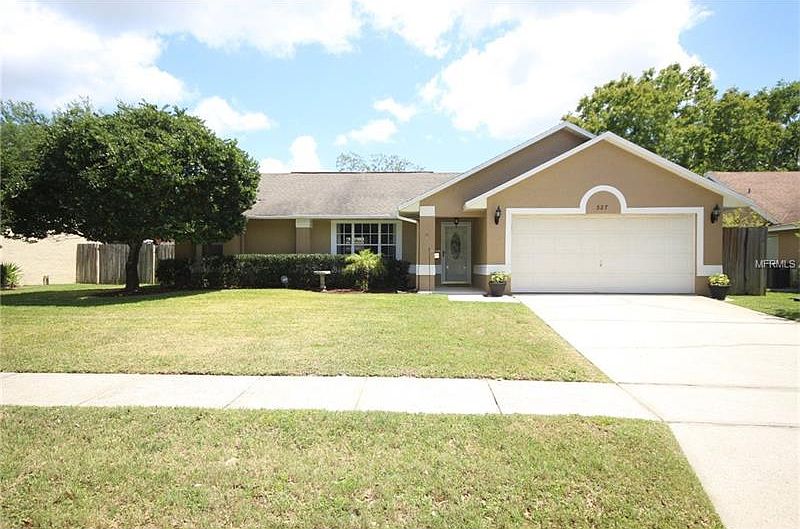 1st image of 327 Silver Pine Dr