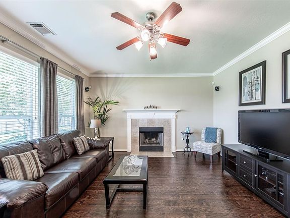 4th image of 25243 Hamden Valley Dr