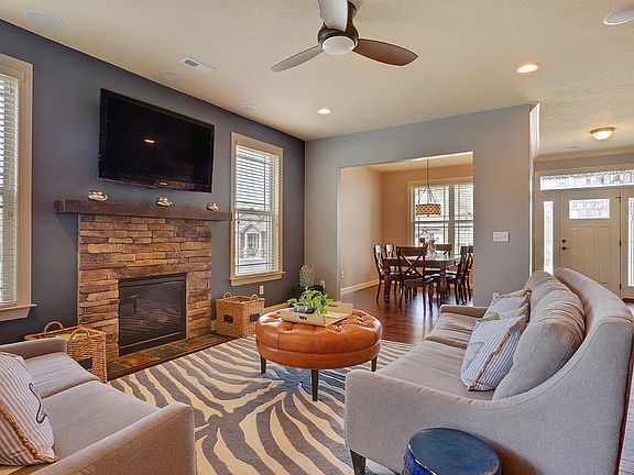 5th image of 200 Windthistle Dr
