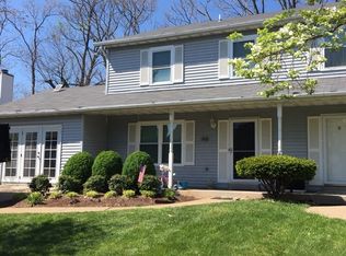 153 Cedar Walk Cir NE, Leesburg, VA 20176