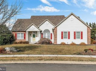 39 Hickory Ln, Littlestown, PA 17340