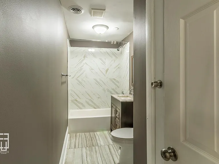1647 S California Ave #3B — Photo 10