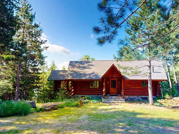 16 Carlson Rd, Grand Marais, MN 55604