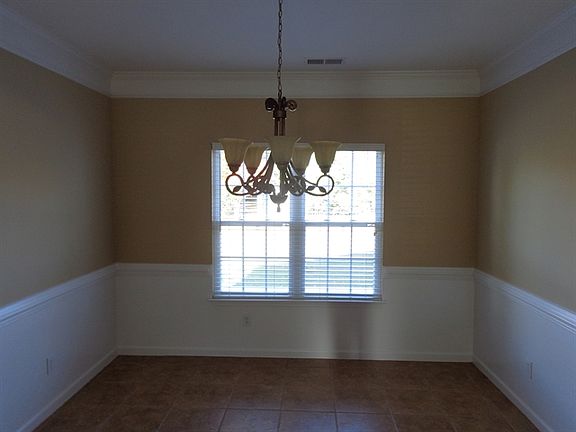 5th image of 3000 Hornell Pl