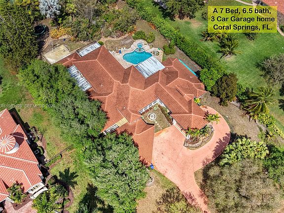 5th image of 9675 NW 39th Ct