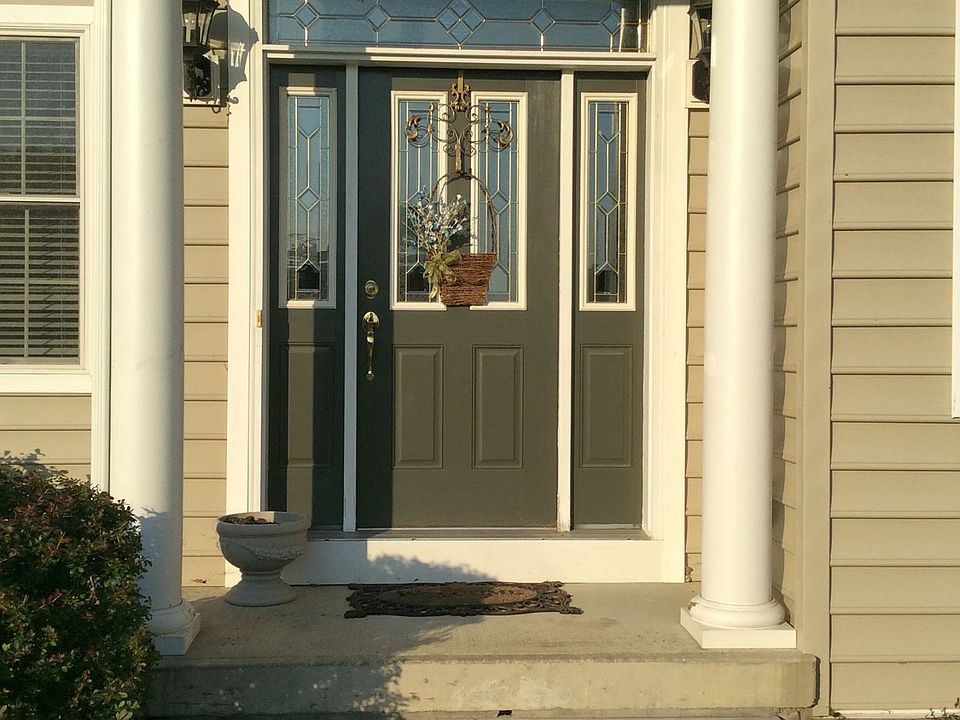 1st image of 102 Fredrick Dr