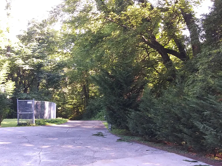 646 Greenwood Dr — Photo 22