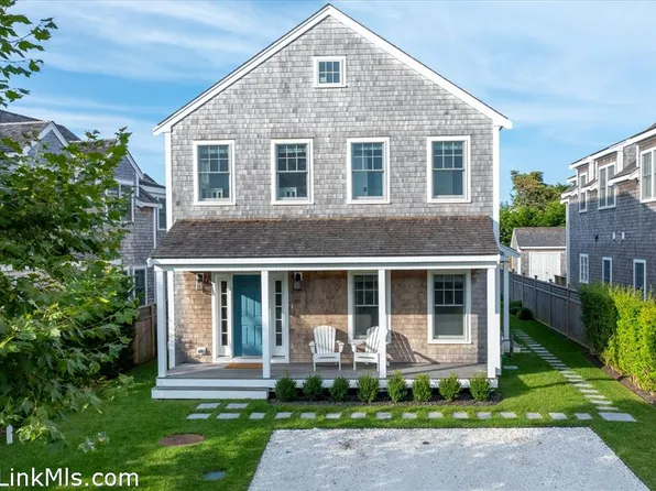 8 Grey Lady Ln, Nantucket, MA 02554
