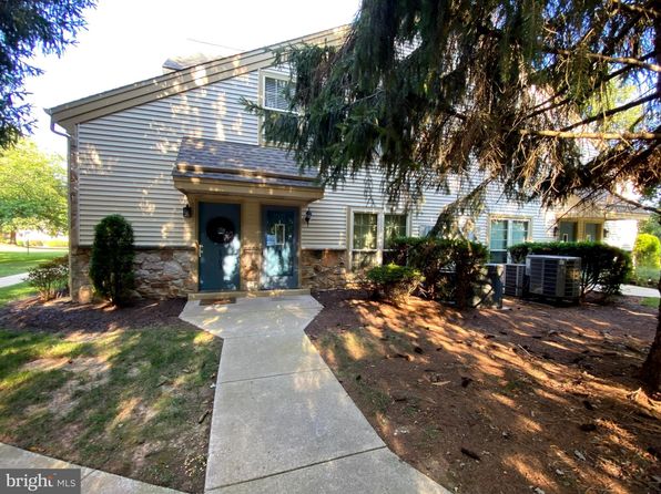 1701 Foxmeadow Cir #1701