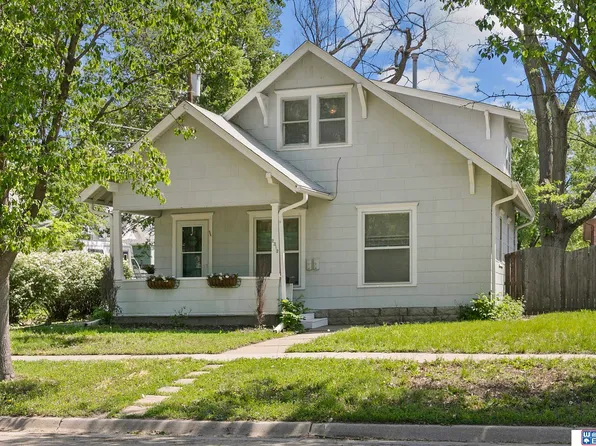 2312 N 53rd St, Lincoln, NE 68504