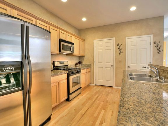 4th image of 24010 SE 22nd St