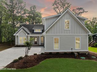 1851 Harbours Edge Lane SW, Supply, NC 28462