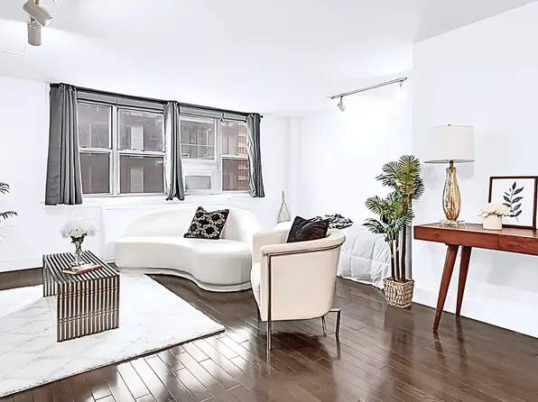 240 East 35th Street image 1 of 6