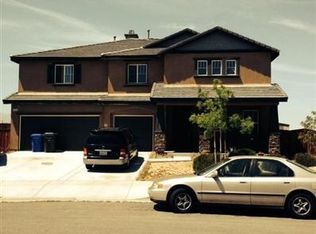 13736 Camino Lindo St, Victorville, CA 92392
