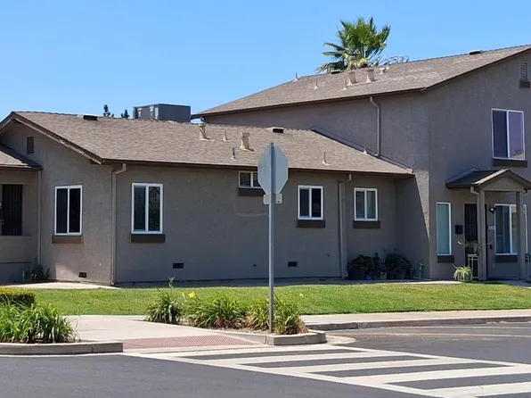 6529 3rd St, Riverbank, CA 95367