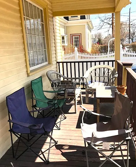 34 Brentwood St — Photo 12