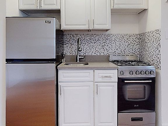 3rd image of 473 Central Park W APT 5B