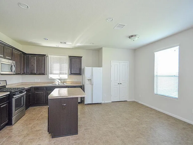 5827 Banyan Oak Ct — Photo 6