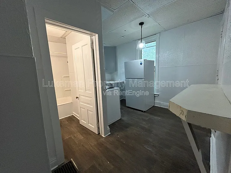609 Pearl St #1 — Photo 4