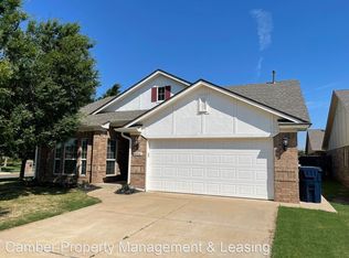 18501 Agua Dr, Edmond, OK 73012