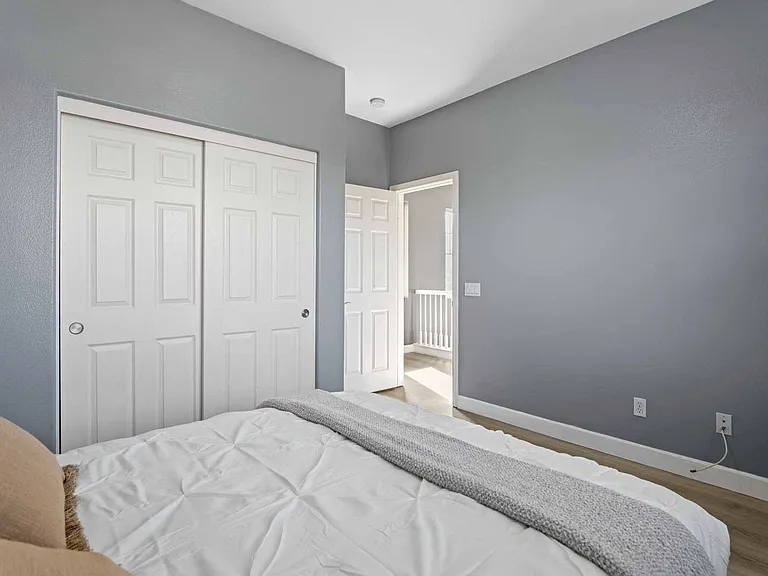 1417 Marengo Ct — Photo 16