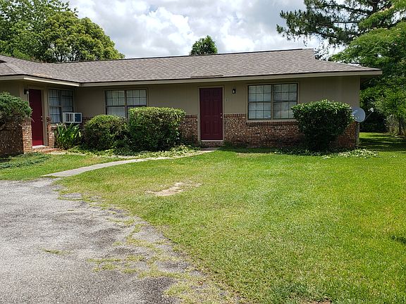 3rd image of 3 Shanna Cir #B
