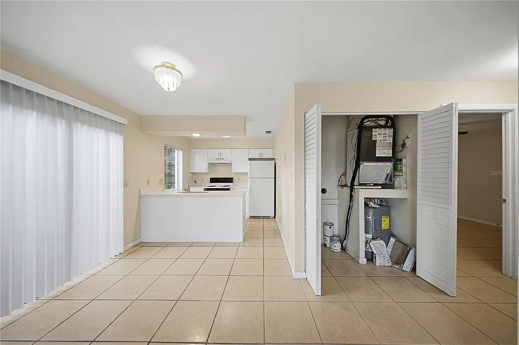 5335 SE 28th Ln — Photo 4
