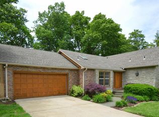 1435 S Oakmont Ave, Springfield, MO 65809