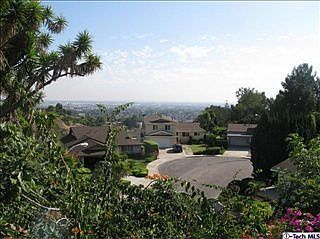 2nd image of 725 Cereza Dr