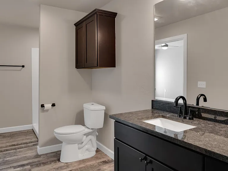 8535 Cedar Oaks Cir — Photo 14