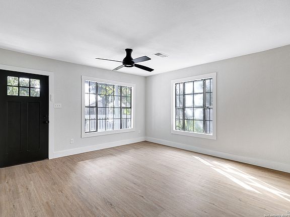 2nd image of 1321 LEE HALL