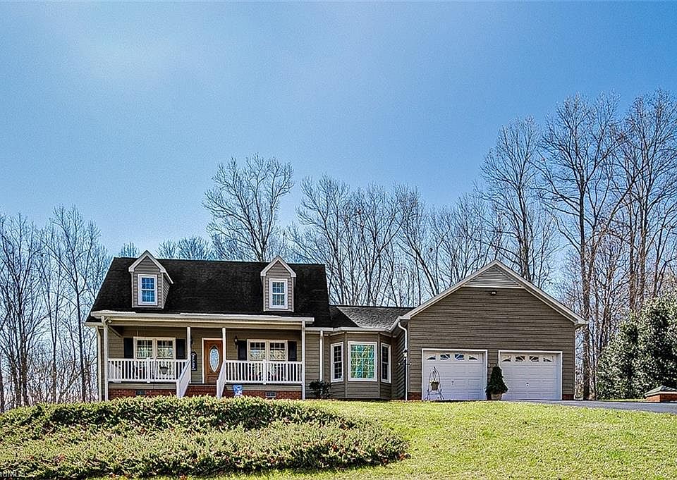 1st image of 2643 Deerhorn Ct