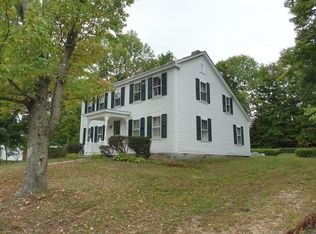 17 Water St, Ashburnham, MA 01430