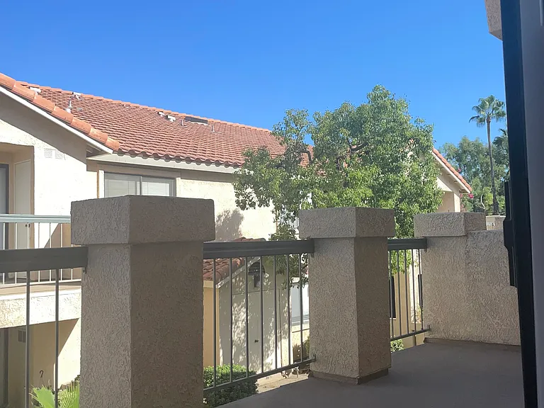 Arroyo Vista Apartments — Photo 32