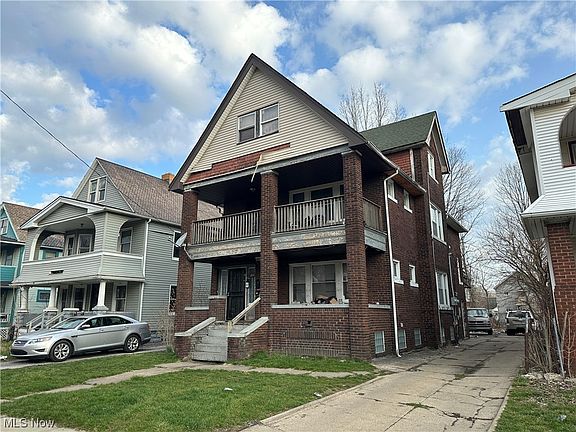2nd image of 11309 Parkview Ave