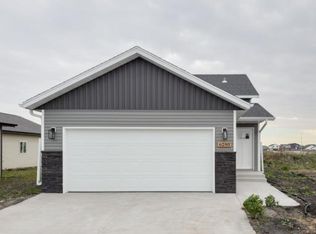 1896 19th St N, Wahpeton, ND