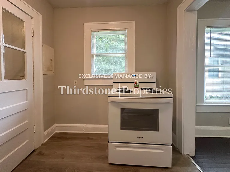 3048 Hunt St — Photo 9