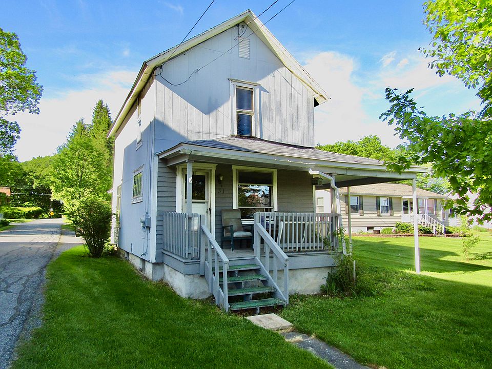 2nd image of 31 Main St