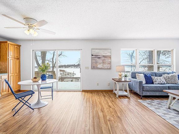 5th image of 50730 Bayside Ave