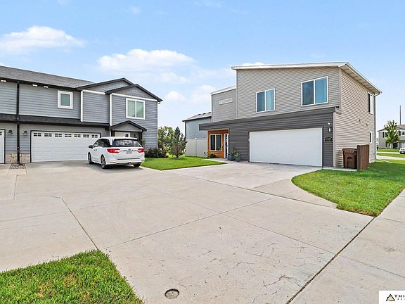 3rd image of 4728 N 36th St