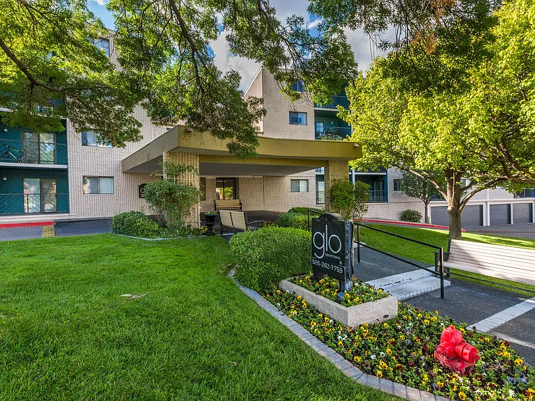 Glo Apartments — Photo 20