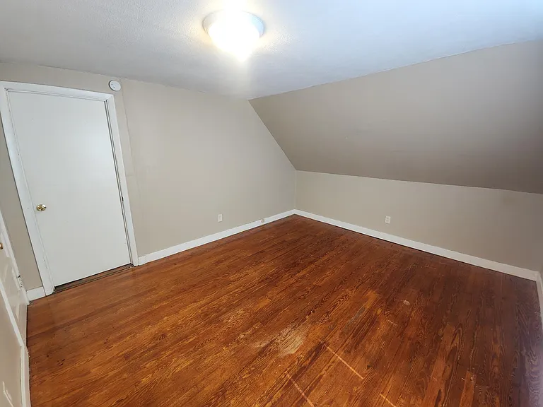 27 Fairview Ave #27B — Photo 18